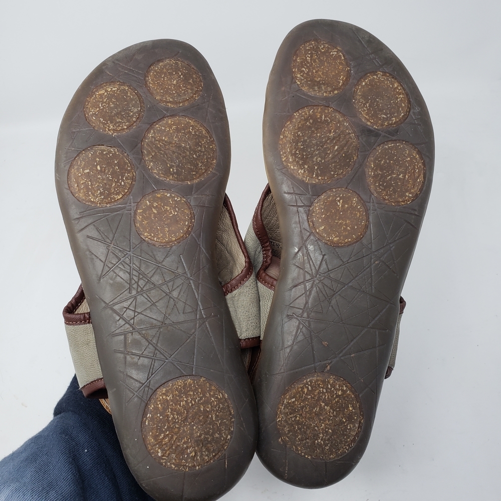 Fly London Thong Suede Cork Sole Sandals Size 39 - Picture 6 of 8